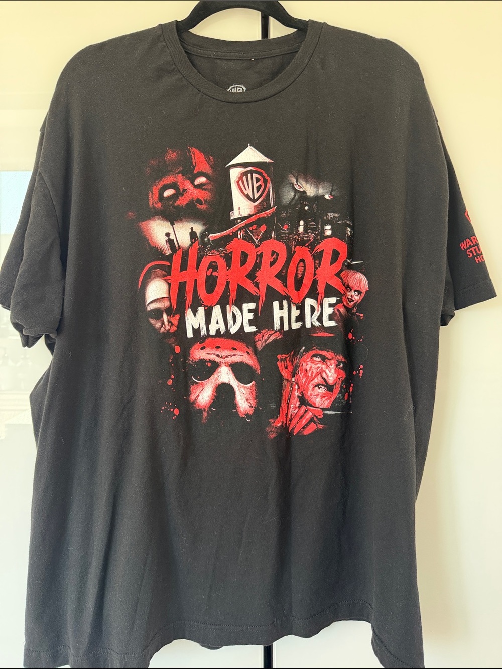 Warner Bros. Black Tee with White Warner Bros. Studio Tour Print